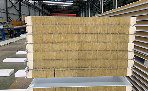 你知道巖棉夾芯橫裝板的特點(diǎn)嗎？